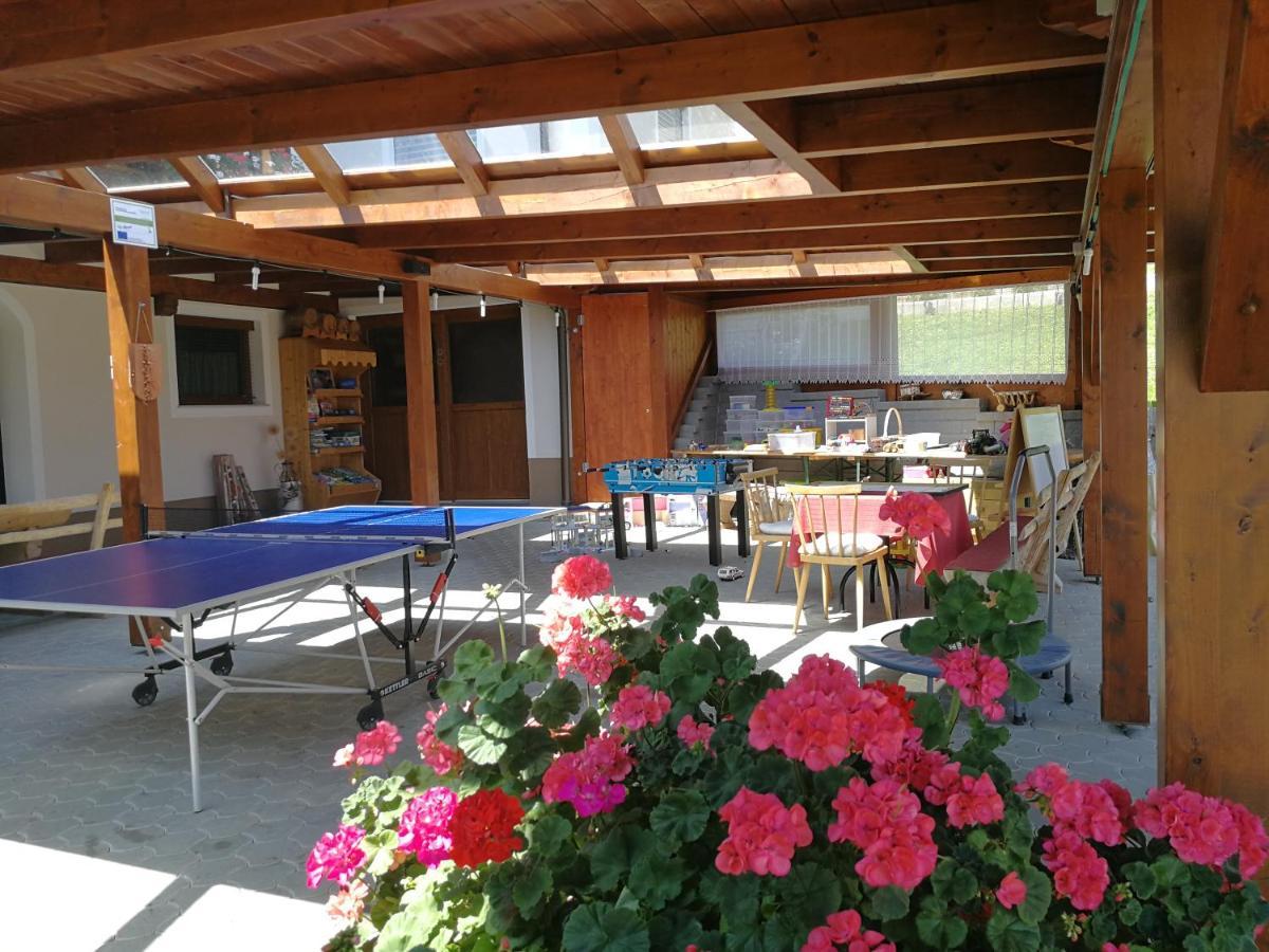 Ferienwohnungen Oranhof Velden am Woerthersee Exterior photo